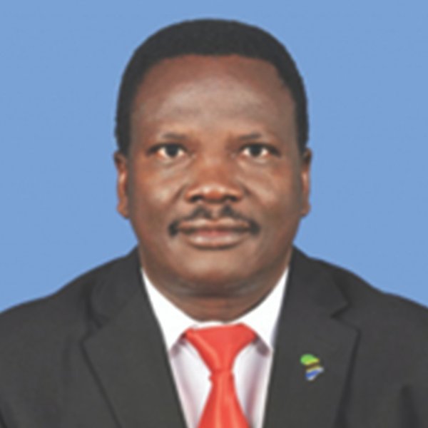Dr. Julius Keyyu
